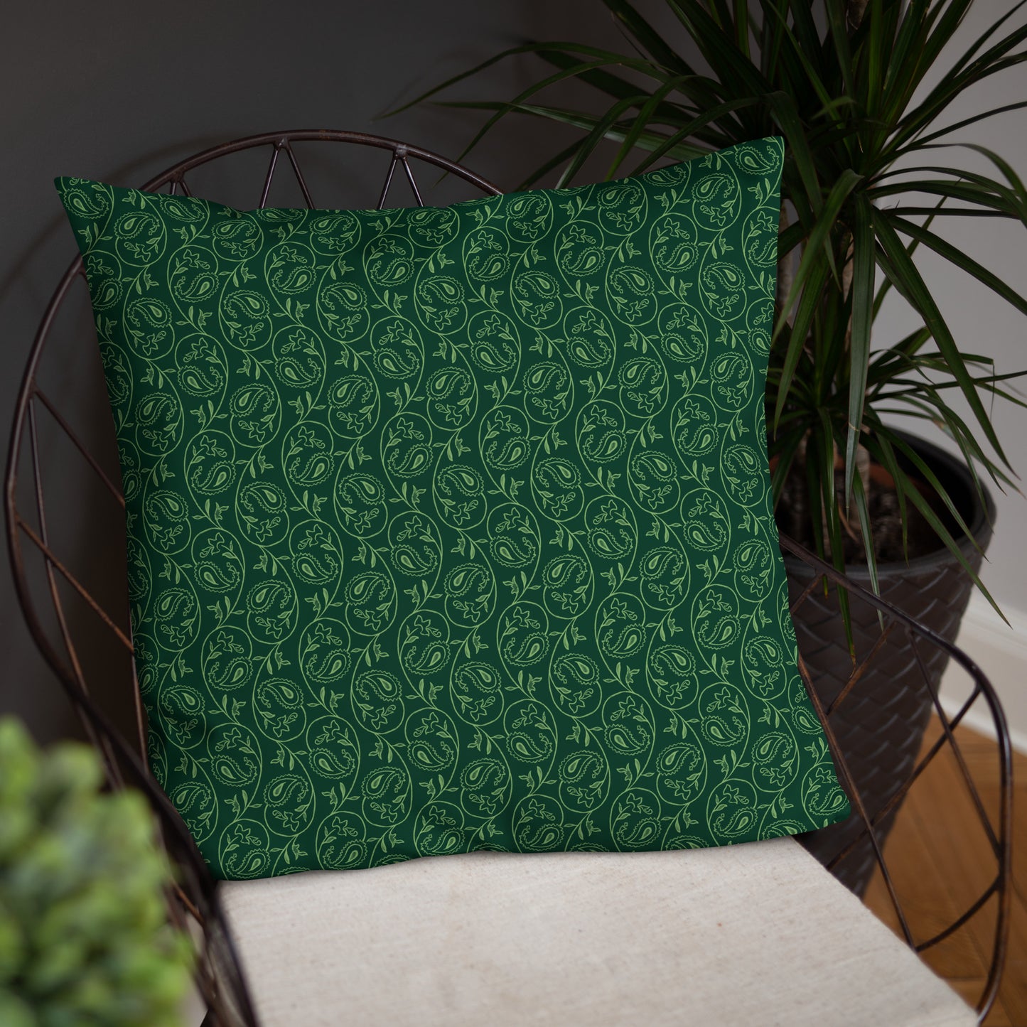 Cote d’Ivoire Travel Gift | Cote d’Ivoire Vacation Gift | Cote d’Ivoire Travel Souvenir | Cote d’Ivoire Vacation Memento | Cote d’Ivoire Home Décor | Keepsake Souvenir Gift | Travel Vacation Gift | World Travel Gift Pillow