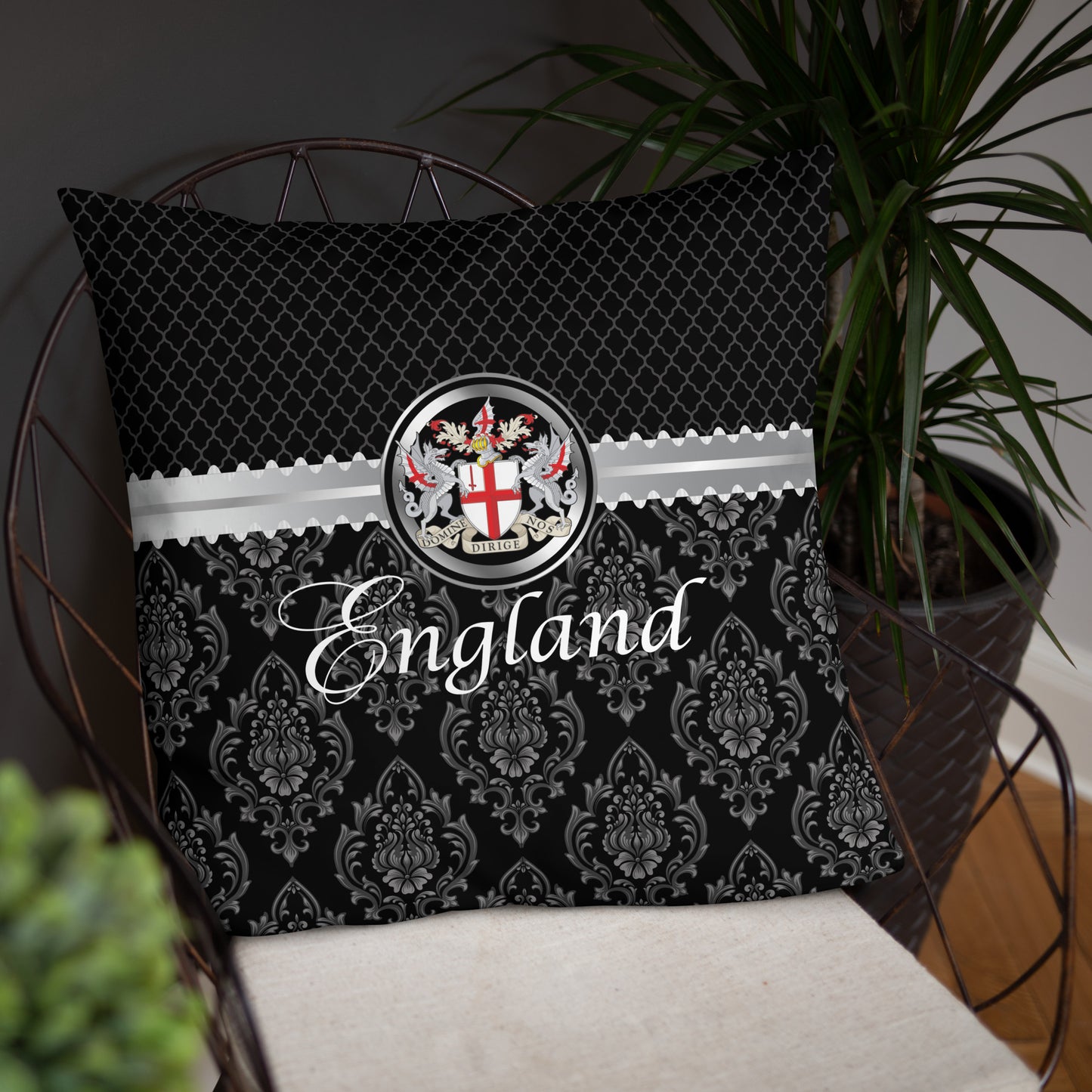 England Travel Gift #2 | England Vacation Gift | England Travel Souvenir | England Vacation Memento | England Home Décor | Keepsake Souvenir Gift | Travel Vacation Gift | World Travel Gift Pillow